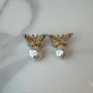 Butterfly dangling earrings
